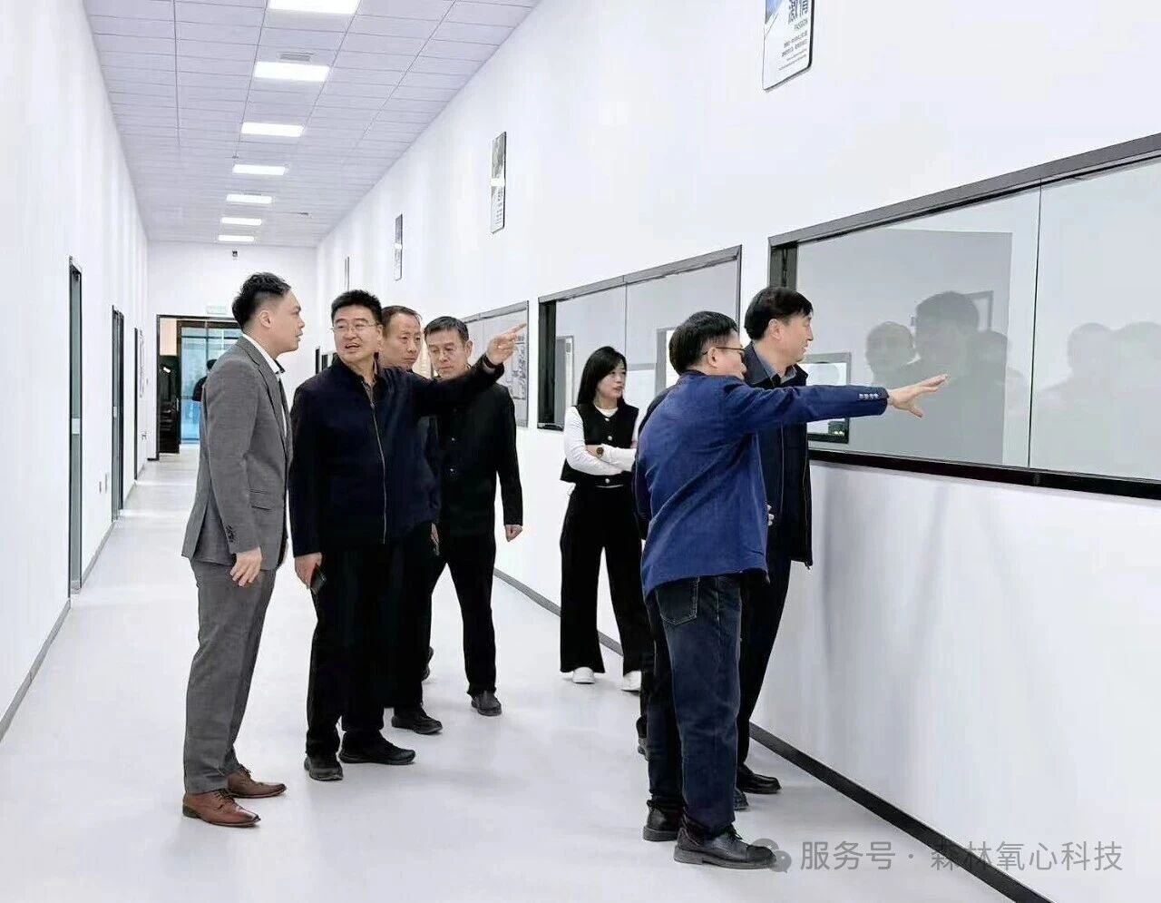 领导视察1